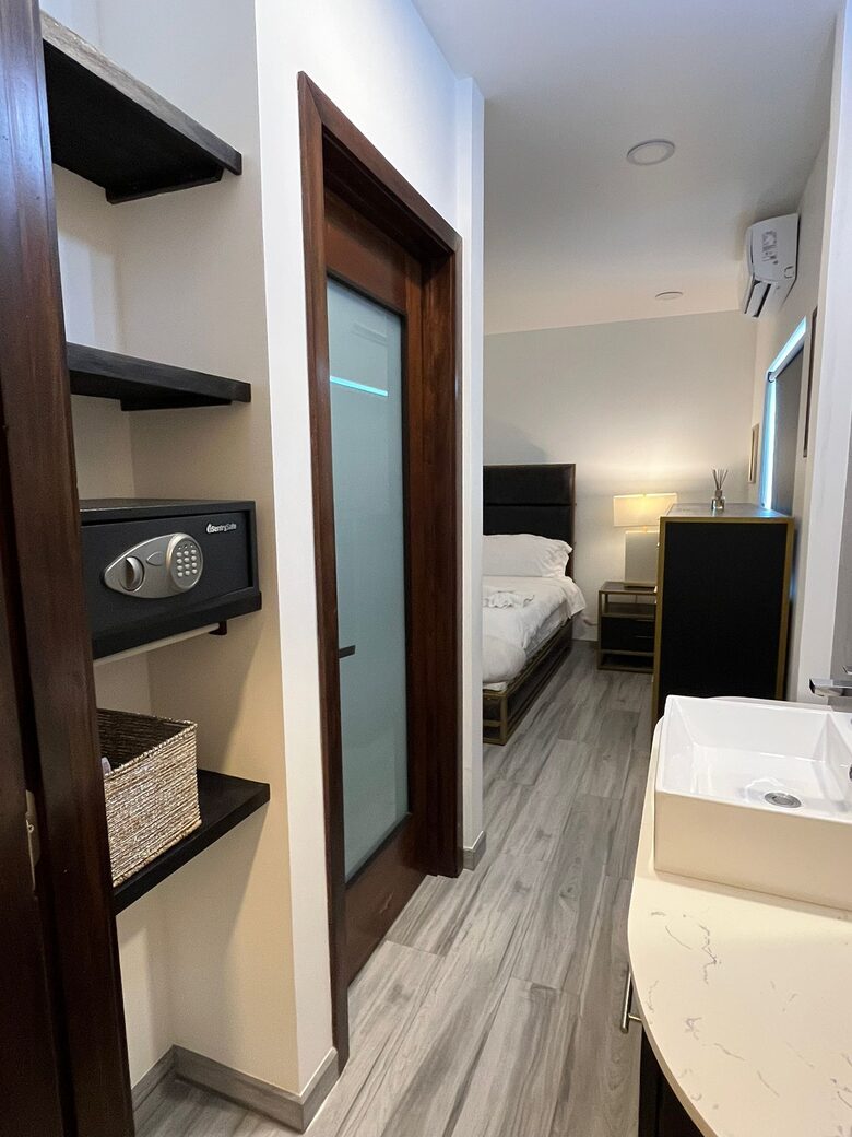 Sea View Residence at Blu Zen Belize Luxury Beach Resort | North Caye Caulker - Caye Caulker, Belize