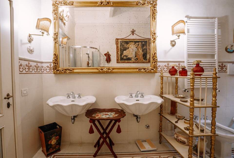 An Estate of Timeless Elegance - Casciana Terme Lari, Italy