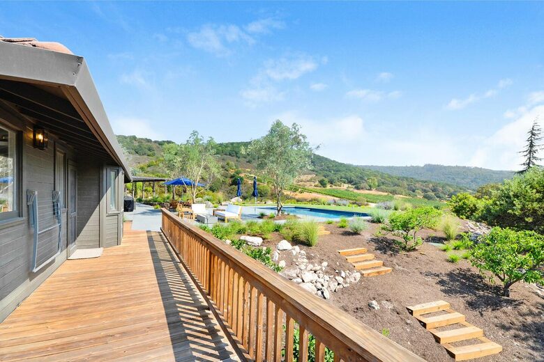 Private Sonoma Escape Above the Vines - Sonoma, California