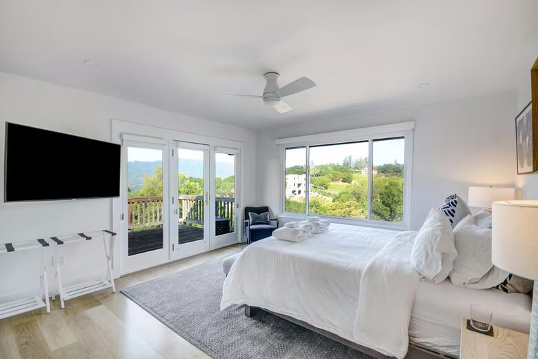 Private Sonoma Escape Above the Vines - Sonoma, California