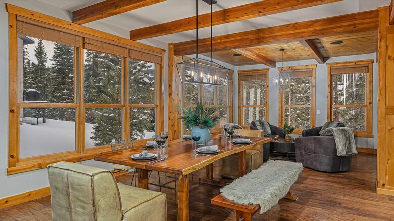 Blue River Mountain Retreat Near Breckenridge - Breckenridge, Colorado