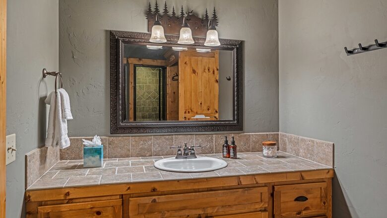 Blue River Mountain Retreat Near Breckenridge - Breckenridge, Colorado