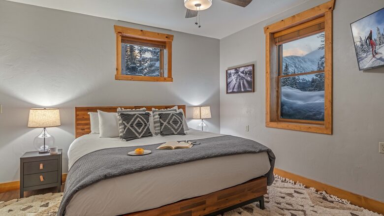 Blue River Mountain Retreat Near Breckenridge - Breckenridge, Colorado