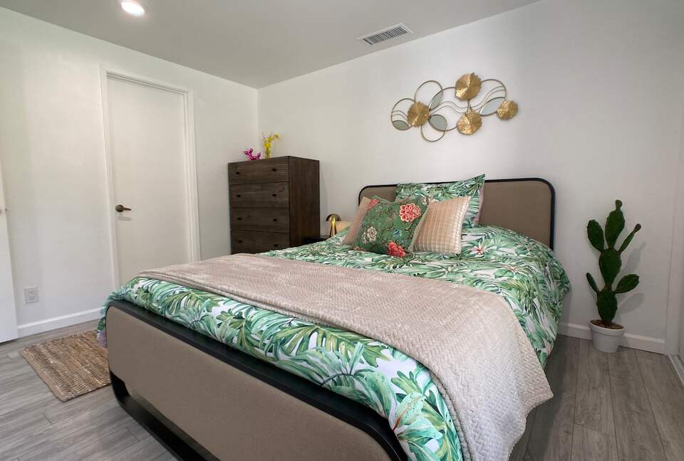 Golf Course Retreat with Mountain Views in Palm Springs - Palm Springs, California