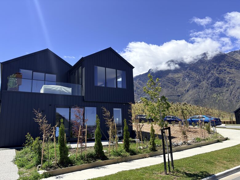 Jack’s Point Mountain View Residence near The Remarkables - Queenstown, New Zealand