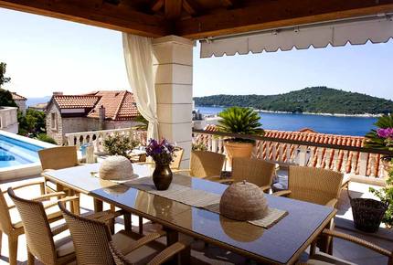 Villa Ana