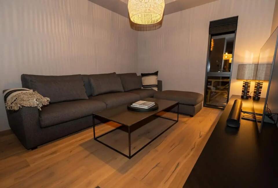 A Sophisticated Coastal Sanctuary with Panoramic Sea Vistas - Akureyri, Iceland