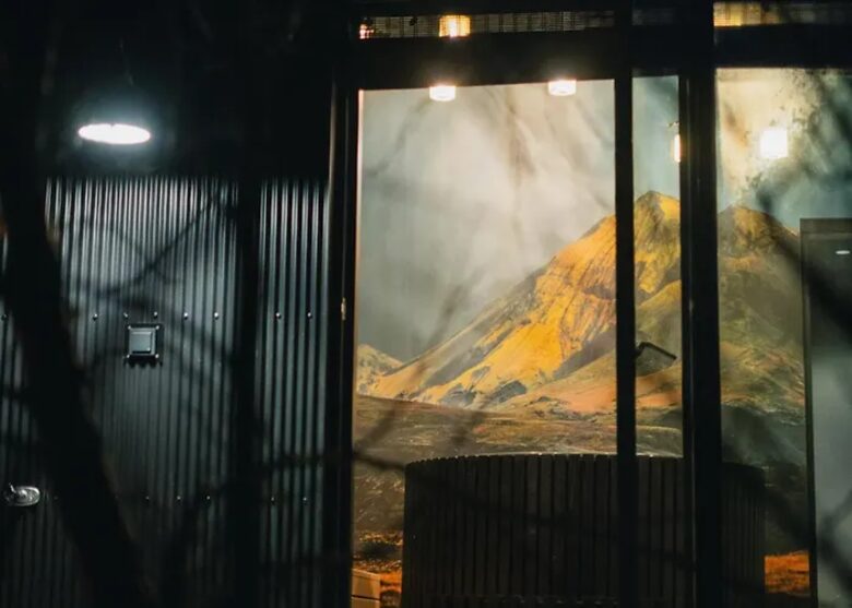 A Sophisticated Coastal Sanctuary with Panoramic Sea Vistas - Akureyri, Iceland