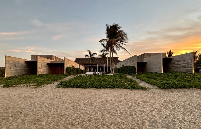 Casa Cova (R) - Puerto Escondido, Mexico