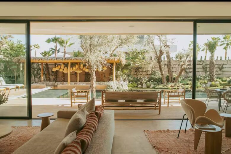 A Sophisticated Six-Bedroom Villa in Amelkis Golf Residence - Marrakesh, Morocco