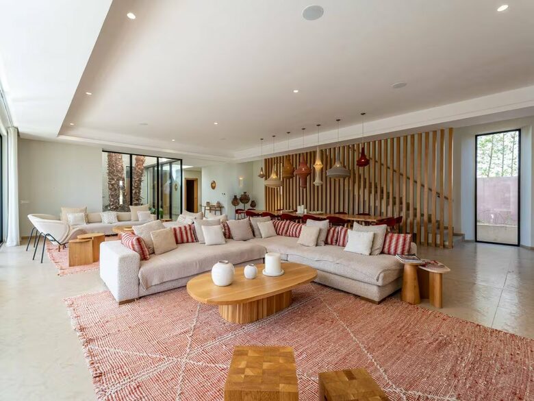 A Sophisticated Six-Bedroom Villa in Amelkis Golf Residence - Marrakesh, Morocco
