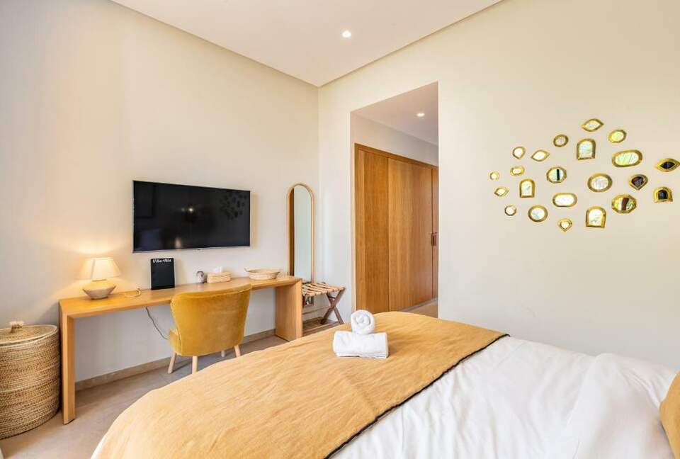 A Sophisticated Six-Bedroom Villa in Amelkis Golf Residence - Marrakesh, Morocco