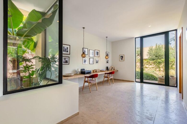 A Sophisticated Six-Bedroom Villa in Amelkis Golf Residence - Marrakesh, Morocco