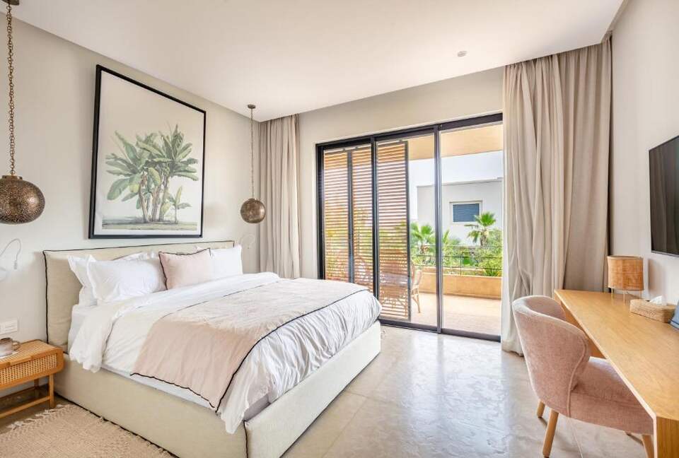 A Sophisticated Six-Bedroom Villa in Amelkis Golf Residence - Marrakesh, Morocco