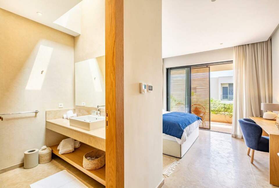 A Sophisticated Six-Bedroom Villa in Amelkis Golf Residence - Marrakesh, Morocco