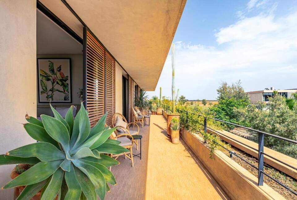 A Sophisticated Six-Bedroom Villa in Amelkis Golf Residence - Marrakesh, Morocco