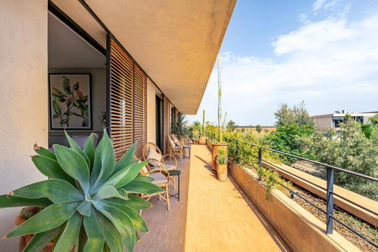 A Sophisticated Six-Bedroom Villa in Amelkis Golf Residence - Marrakesh, Morocco