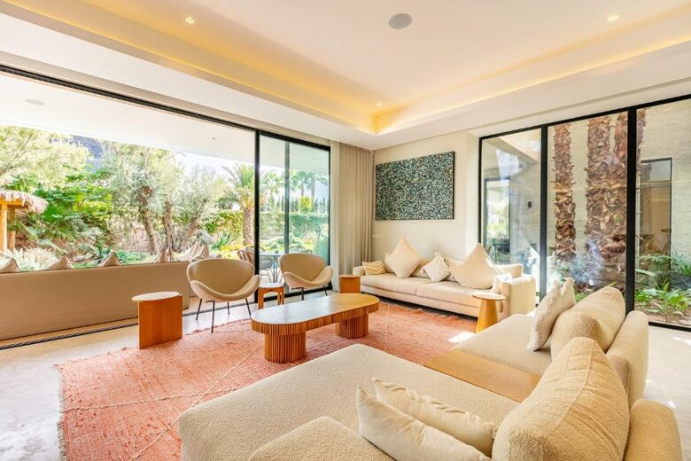 A Sophisticated Six-Bedroom Villa in Amelkis Golf Residence - Marrakesh, Morocco