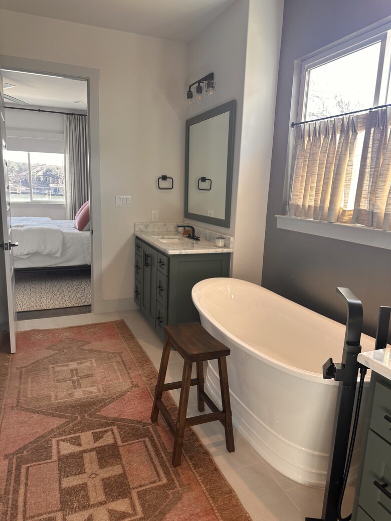 Lake LBJ Luxe Waterfront Estate with Private Dock & Pool - Kingsland, Texas