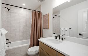 Mountain Basecamp with Sauna & Jacuzzi - Heber City, Utah