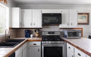 Classic Gulf Shores Cottage with Private Beach Access - Gulf Shores, Alabama