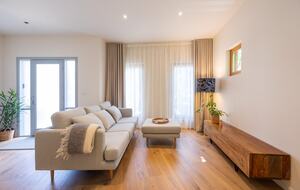 Designer Parkside Retreat Minutes from Melbourne’s City Core - Kensington, Australia