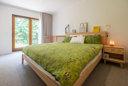 Designer Parkside Retreat Minutes from Melbourne’s City Core - Kensington, Australia