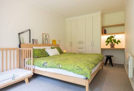 Designer Parkside Retreat Minutes from Melbourne’s City Core - Kensington, Australia