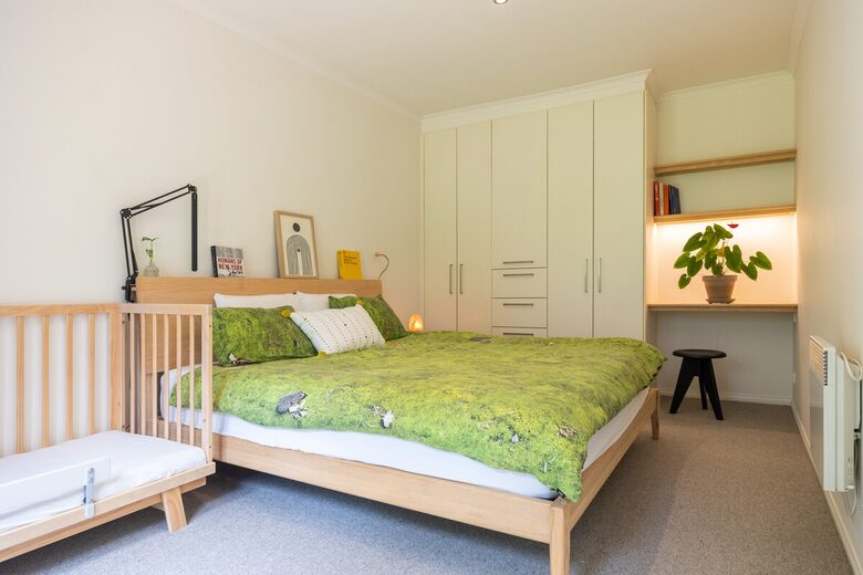 Designer Parkside Retreat Minutes from Melbourne’s City Core - Kensington, Australia