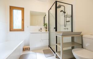 Designer Parkside Retreat Minutes from Melbourne’s City Core - Kensington, Australia