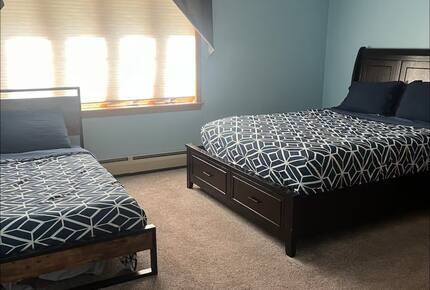 Catskills River View Retreat with Pool & Hot Tub - Hancock, New York