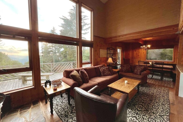 Snowshoe Mountain View Lodge - Snowshoe, West Virginia