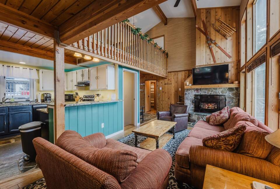 Snowshoe Mountain View Lodge - Snowshoe, West Virginia