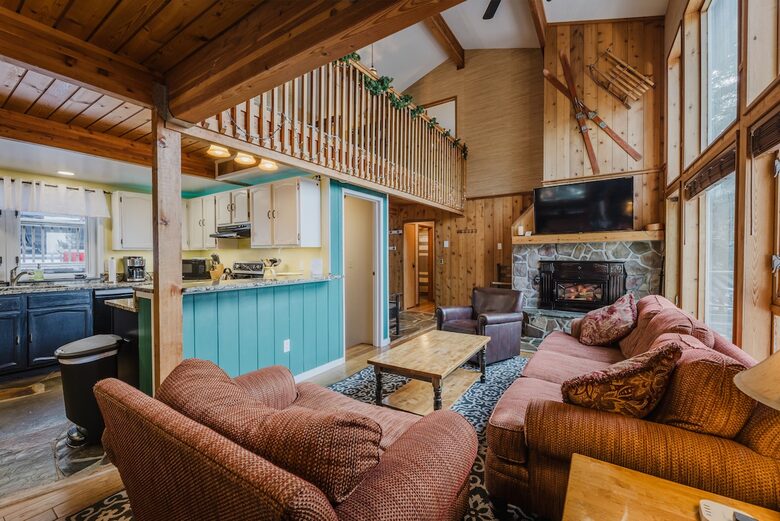 Snowshoe Mountain View Lodge - Snowshoe, West Virginia