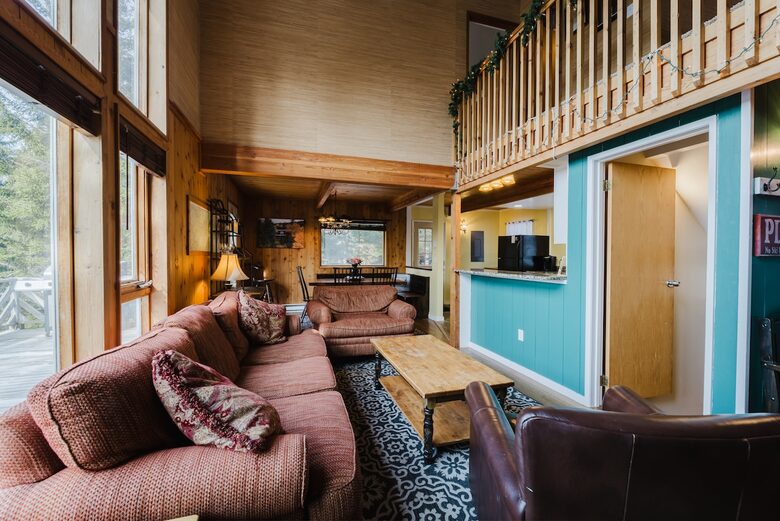 Snowshoe Mountain View Lodge - Snowshoe, West Virginia