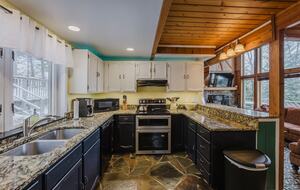 Snowshoe Mountain View Lodge - Snowshoe, West Virginia