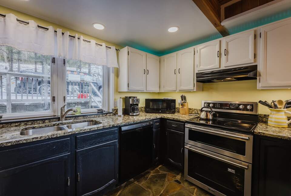 Snowshoe Mountain View Lodge - Snowshoe, West Virginia