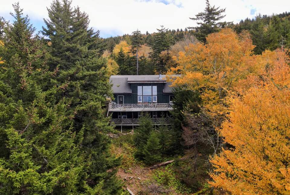 Snowshoe Mountain View Lodge - Snowshoe, West Virginia