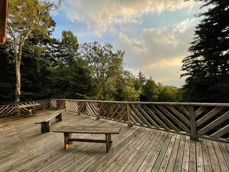 Snowshoe Mountain View Lodge - Snowshoe, West Virginia