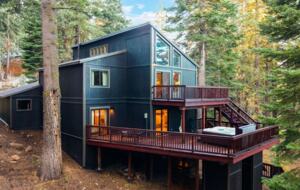 Forest-View Mountain Escape Near Truckee - Truckee, California