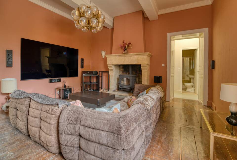 A Timeless French Château with Modern Elegance - Saint-Jean-Poutge, France