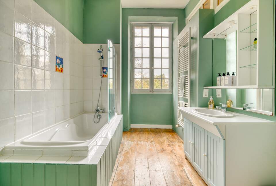 A Timeless French Château with Modern Elegance - Saint-Jean-Poutge, France