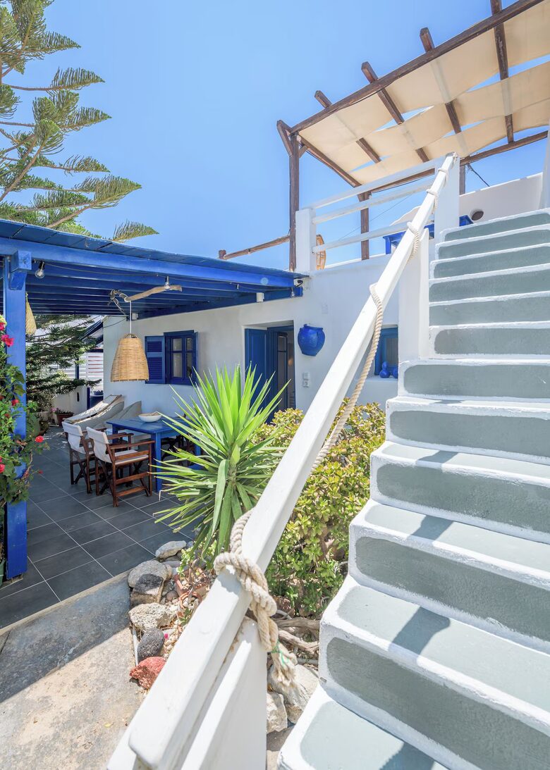 Hillside Sanctuary Near Sarakiniko - Pera Triovasalos, Milos Island, Greece