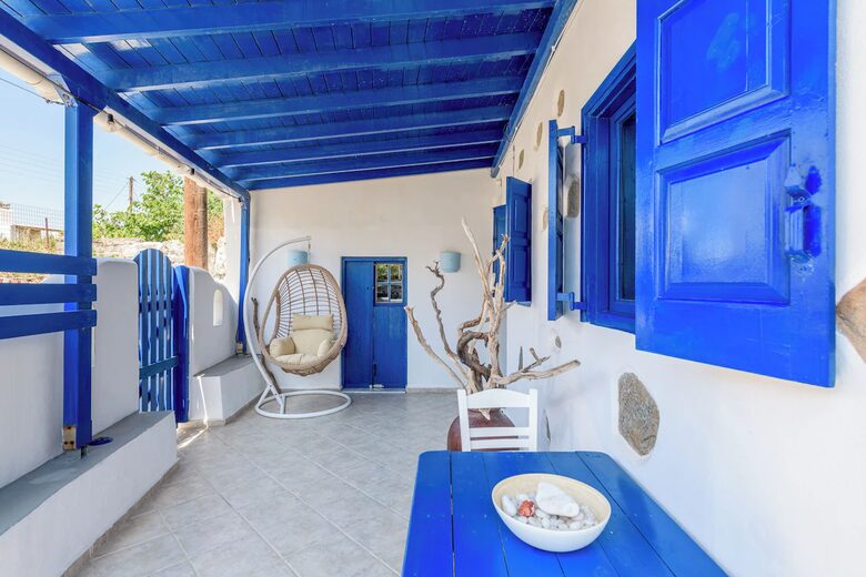 Hillside Sanctuary Near Sarakiniko - Pera Triovasalos, Milos Island, Greece