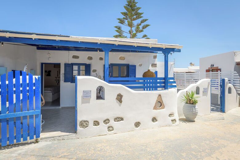 Hillside Sanctuary Near Sarakiniko - Pera Triovasalos, Milos Island, Greece