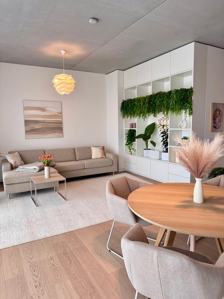 Elegant Berlin Residence with Private Balcony - Berlin, Germany