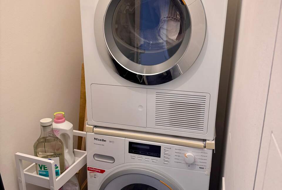 Elegant Berlin Residence with Private Balcony - Berlin, Germany