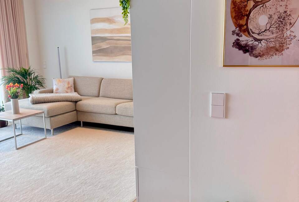 Elegant Berlin Residence with Private Balcony - Berlin, Germany