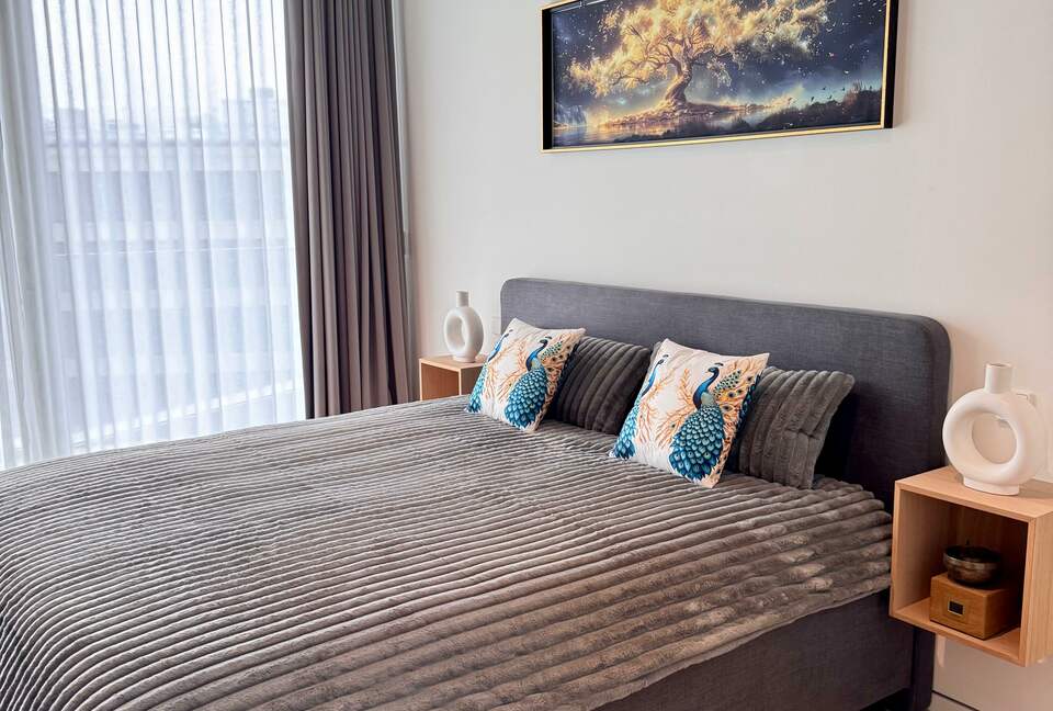 Elegant Berlin Residence with Private Balcony - Berlin, Germany