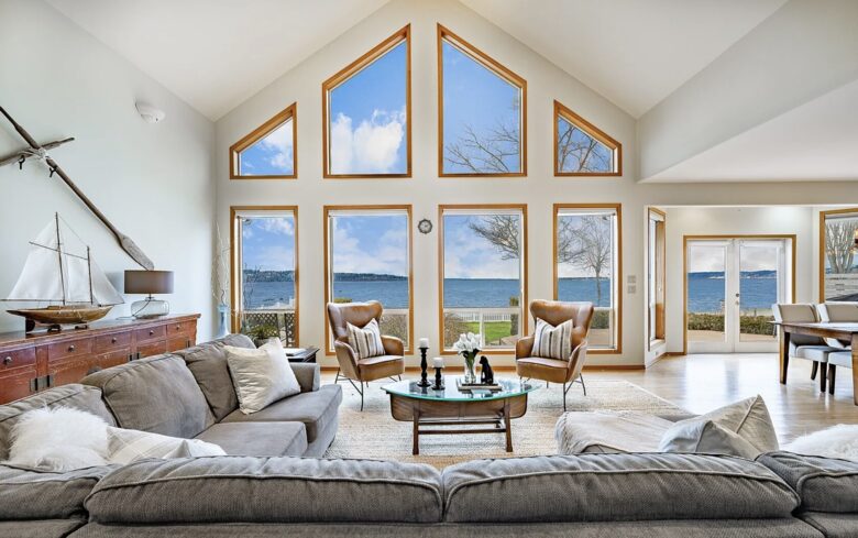 Waterfront Bluff Home with Expansive Bay Outlooks - Blaine, Washington